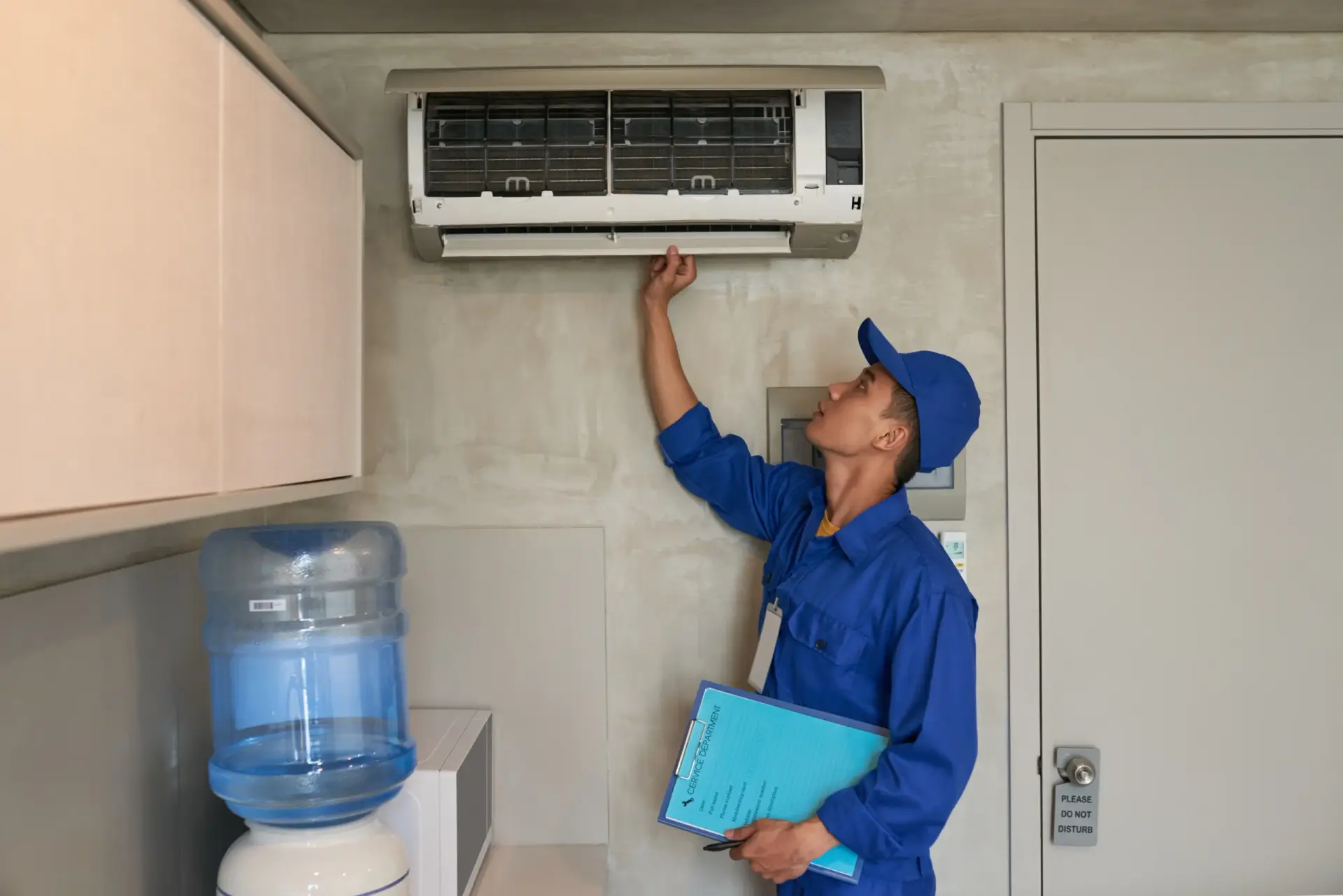 AC Repair Near Me in Colaba